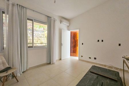 Apartamento para alugar com 300m², 3 quartos e 3 vagas Apartamento para alugar com 300m², 3 quartos e 3 vagassuíte 3