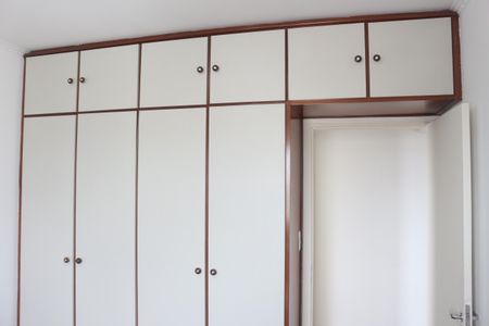 Apartamento à venda com 150m², 3 quartos e 2 vagasQuarto 2