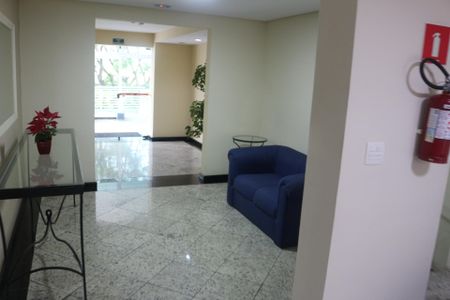 Apartamento à venda com 150m², 3 quartos e 2 vagasHall social