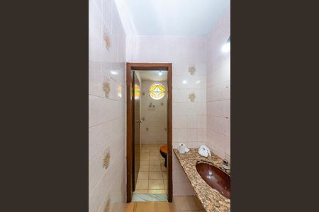 Casa à venda com 500m², 3 quartos e 20 vagas Casa à venda com 500m², 3 quartos e 20 vagasBanheiro Social