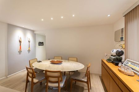 Sala de apartamento à venda com 3 quartos, 131m² em Tijuca, Rio de Janeiro