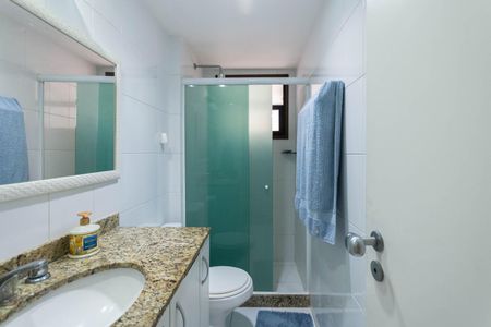 Apartamento à venda com 131m², 3 quartos e 2 vagasBanheiro