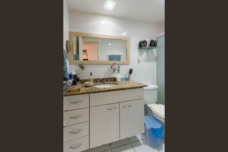 Apartamento à venda com 131m², 3 quartos e 2 vagasBanheiro Suíte