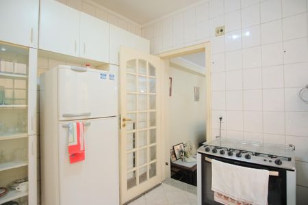 Casa à venda com 286m², 4 quartos e 4 vagasCozinha