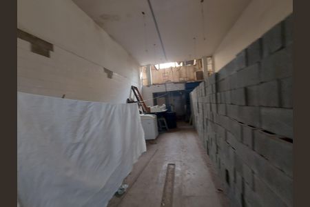 Casa à venda com 286m², 4 quartos e 4 vagascorredor