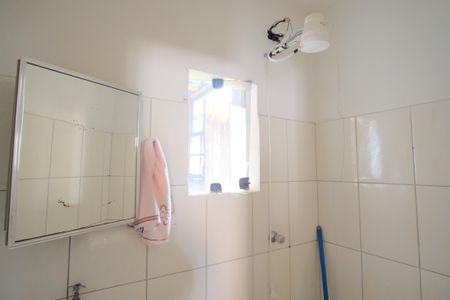 Casa à venda com 286m², 4 quartos e 4 vagasBanheiro da Suíte 2