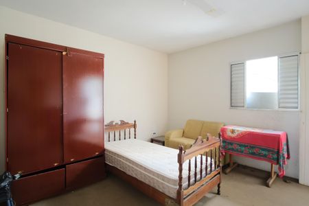 Casa à venda com 286m², 4 quartos e 4 vagasSuíte 2