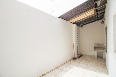 Casa para alugar com 30m², 1 quarto e sem vagaÁrea de Serviço
