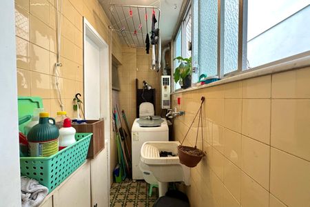 Apartamento à venda com 120m², 3 quartos e 1 vaga Apartamento à venda com 120m², 3 quartos e 1 vagaÁrea de Serviço