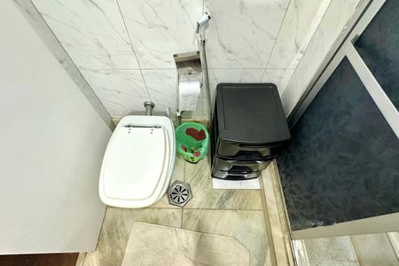 Apartamento à venda com 120m², 3 quartos e 1 vaga Apartamento à venda com 120m², 3 quartos e 1 vagaBanheiro Social