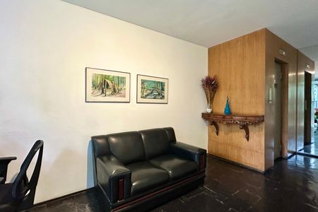 Apartamento à venda com 120m², 3 quartos e 1 vaga Apartamento à venda com 120m², 3 quartos e 1 vagaEntrada