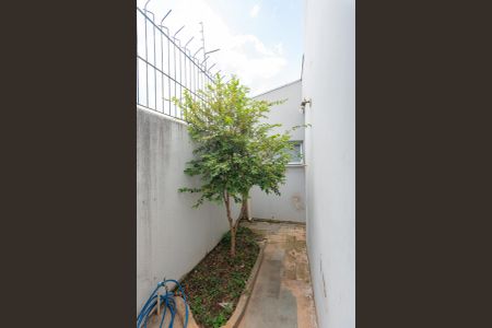 Casa à venda com 320m², 3 quartos e 6 vagas Casa à venda com 320m², 3 quartos e 6 vagasÁrea de Luz