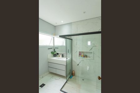 Casa à venda com 320m², 3 quartos e 6 vagas Casa à venda com 320m², 3 quartos e 6 vagasBanheiro