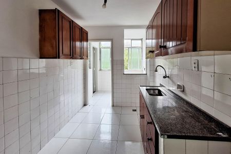 Apartamento à venda com 74m², 2 quartos e 1 vagaCozinha