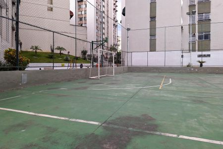 Apartamento à venda com 74m², 2 quartos e 1 vagaÁrea comum