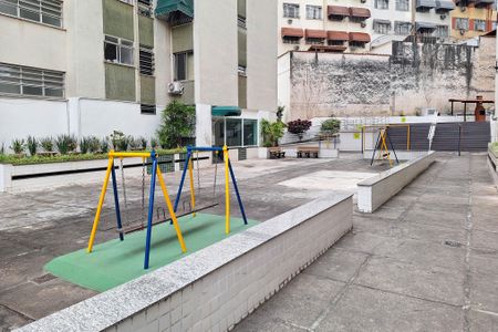 Apartamento à venda com 74m², 2 quartos e 1 vagaÁrea comum