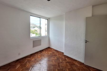 Apartamento à venda com 74m², 2 quartos e 1 vagaQuarto 1