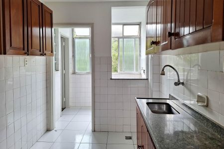 Apartamento à venda com 74m², 2 quartos e 1 vagaCozinha