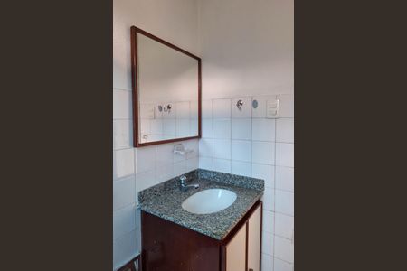 Apartamento à venda com 74m², 2 quartos e 1 vagaBanheiro