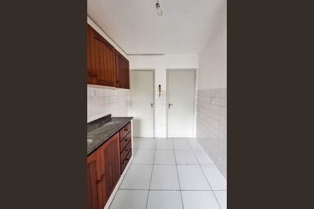Apartamento à venda com 74m², 2 quartos e 1 vagaCozinha