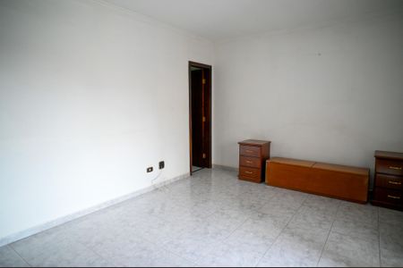 Casa à venda com 250m², 4 quartos e 2 vagas Casa à venda com 250m², 4 quartos e 2 vagasSuíte