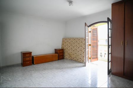 Casa à venda com 250m², 4 quartos e 2 vagas Casa à venda com 250m², 4 quartos e 2 vagasSuíte