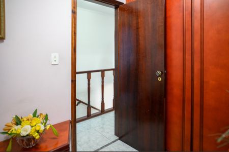 Casa à venda com 250m², 4 quartos e 2 vagas Casa à venda com 250m², 4 quartos e 2 vagasQuarto 3