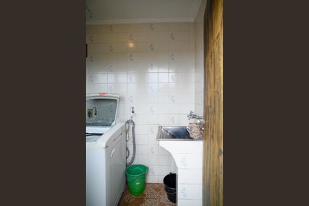 Casa à venda com 250m², 4 quartos e 2 vagas Casa à venda com 250m², 4 quartos e 2 vagasÁrea de Serviço