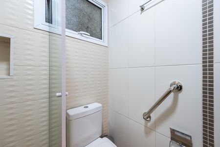 Apartamento para alugar com 85m², 2 quartos e 1 vaga Apartamento para alugar com 85m², 2 quartos e 1 vagaBanheiro Social