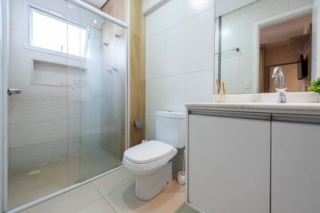 Apartamento para alugar com 85m², 2 quartos e 1 vaga Apartamento para alugar com 85m², 2 quartos e 1 vagaBanheiro da Suíte