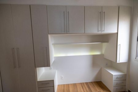 Quarto 1 de apartamento à venda com 2 quartos, 50m² em Centro, Barueri