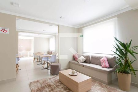 Apartamento para alugar com 32m², 2 quartos e sem vagaÁrea comum - Salão de festas