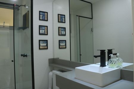 Apartamento à venda com 78m², 3 quartos e 2 vagasBanheiro