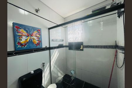 Casa à venda com 160m², 4 quartos e 2 vagasBanheiro 3