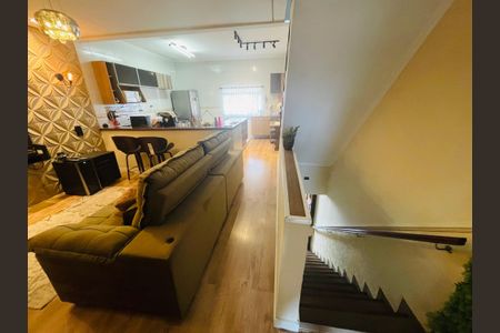 Sala 1 de casa à venda com 4 quartos, 160m² em Vale dos Machados, Guarulhos