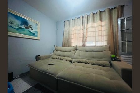 Casa à venda com 160m², 4 quartos e 2 vagasSala 2