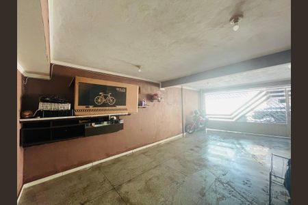 Casa à venda com 160m², 4 quartos e 2 vagasGaragem