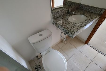 Apartamento à venda com 80m², 3 quartos e 1 vaga Apartamento à venda com 80m², 3 quartos e 1 vagaBanheiro da Suíte 1
