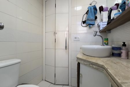 Apartamento à venda com 66m², 3 quartos e 1 vagaBanheiro da Suíte