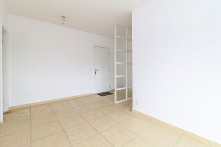 Apartamento para alugar com 82m², 2 quartos e 2 vagasSala