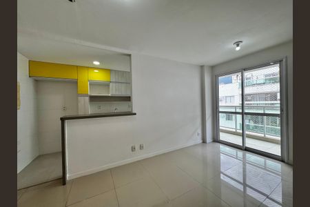 Sala de apartamento à venda com 3 quartos, 124m² em Vargem Pequena, Rio de Janeiro