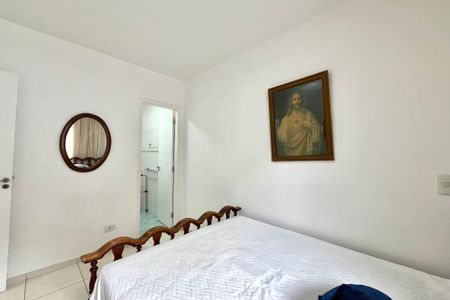 Casa de condomínio à venda com 200m², 4 quartos e 3 vagas Casa de condomínio à venda com 200m², 4 quartos e 3 vagasSuite 1