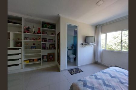 Casa à venda com 3 quartos, 375m² em Parque Cisper, São Paulo