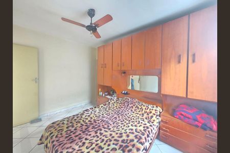 Casa à venda com 5 quartos, 190m² em Vila Paulistania, São Paulo