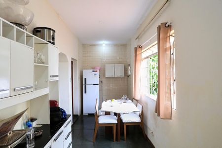 Casa à venda com 248m², 3 quartos e 1 vagaCopa