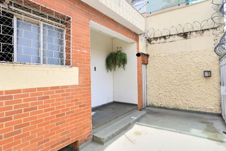 Casa à venda com 248m², 3 quartos e 1 vagaEntrada