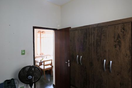 Casa à venda com 248m², 3 quartos e 1 vagaEscritório