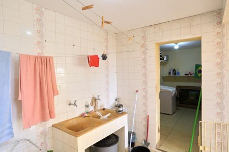 Casa à venda com 248m², 3 quartos e 1 vagaÁrea de Serviço