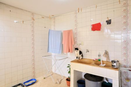 Casa à venda com 248m², 3 quartos e 1 vagaÁrea de Serviço