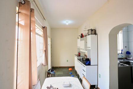 Casa à venda com 248m², 3 quartos e 1 vagaCopa